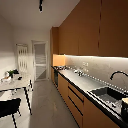 Apartament 2 Kristal De Inchiriat