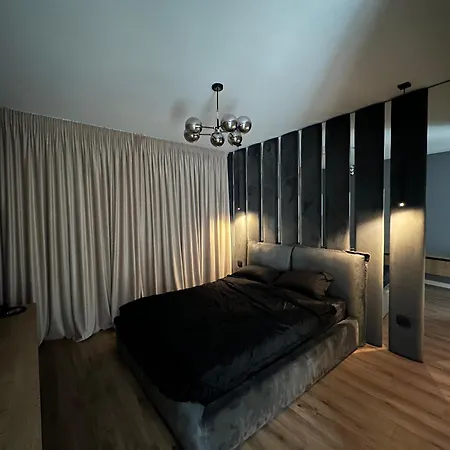 شقة Apartament 2 Kristal De Inchiriat بوخارست