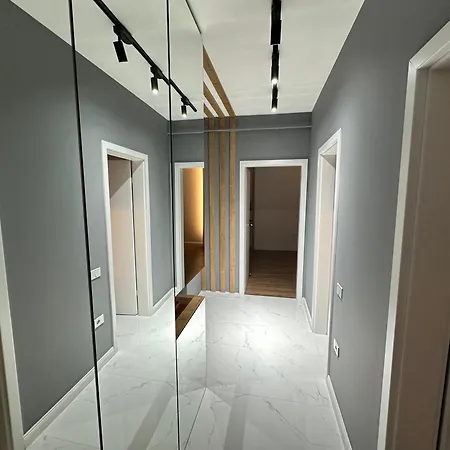 Apartament 2 Kristal De Inchiriat Appartamento Bucarest